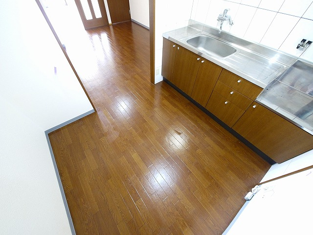 ラ・ルミエールＢのキッチン|お料理しやすいキッチンです