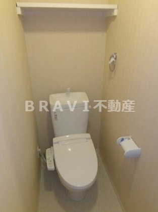 ルミエール瓦屋町　BRAVI不動産のトイレ|【ルミエール瓦屋町】トイレもきれいです