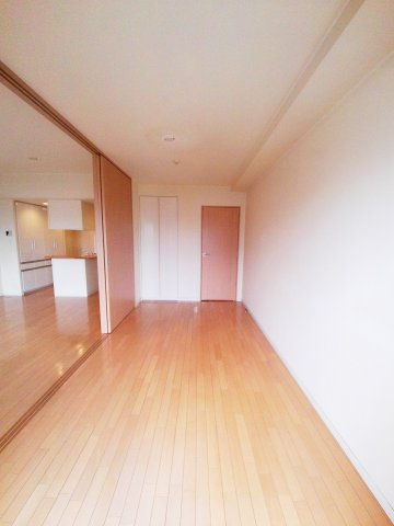 【寝室】 | レジディア御茶ノ水 | 【レジディア御茶ノ水】※写真は同物件反転タイプになります。