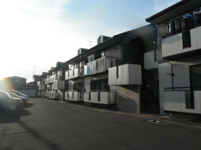 【外観】 | エスポアール壱番館 | 広々バルコニーからのお見送りもできます