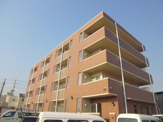 倉敷市徳芳の賃貸マンションの外観