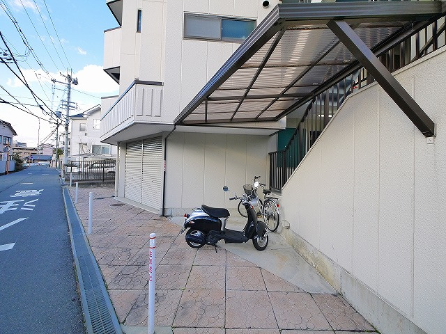 ナチュラルビルのその他共用部分|自転車置き場