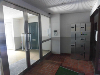 【エントランス】