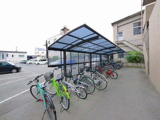 シャトー　デュ　ボヌールのその他共用部分|自転車置き場