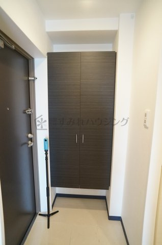 ビガーポリス133宝塚の玄関