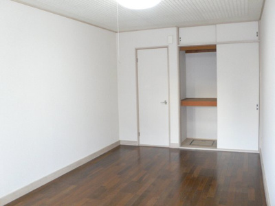 【寝室】 | グリーンピア