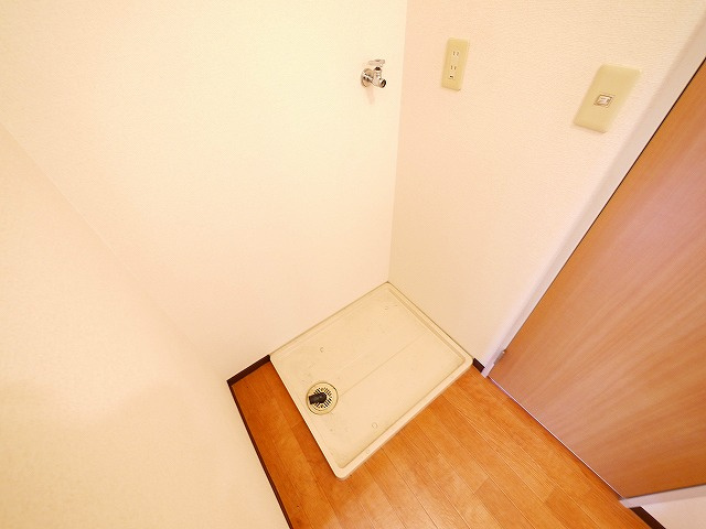 アンプルハーベストの設備|室内洗濯機置き場です