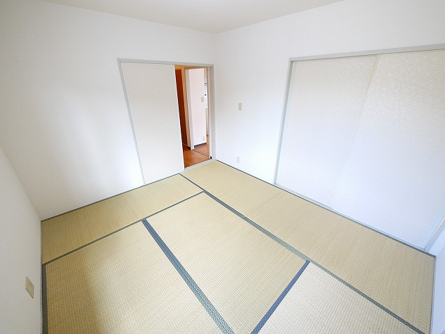 アンプルハーベストの和室|落ち着いた雰囲気の和室付きです