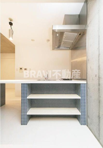 ルクレ堺筋本町レジデンス　BRAVI不動産のキッチン