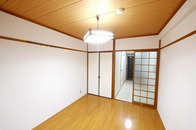 シャトレ信楽の洋室|洋室です