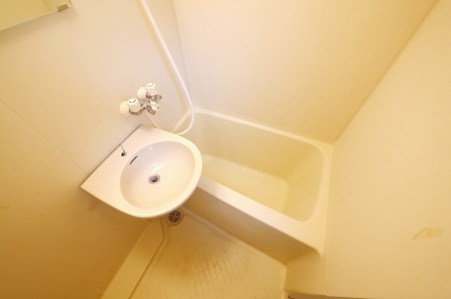 シャトレ信楽の浴室|お風呂で日々の疲れを落としましょう