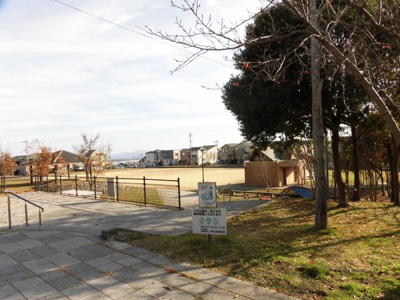 【周辺】 | 大津市雄琴3丁目　駅近物件 | 目の前にある出口公園