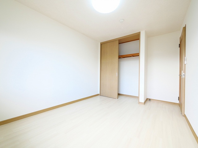 グリーンヒルC（学園緑ヶ丘）の寝室