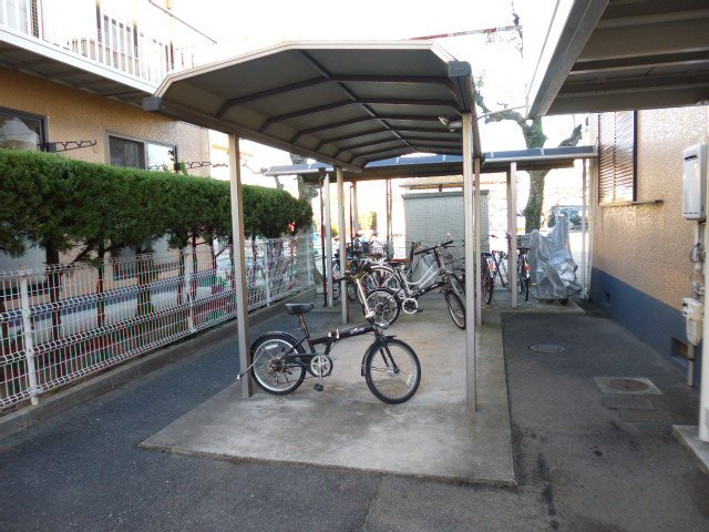 倉敷市幸町のアパートのその他共用部分|自転車置き場