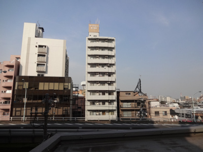 【展望】 | 根岸レジデンス | 根岸レジデンス　ＤＫ側の窓から見た景色
