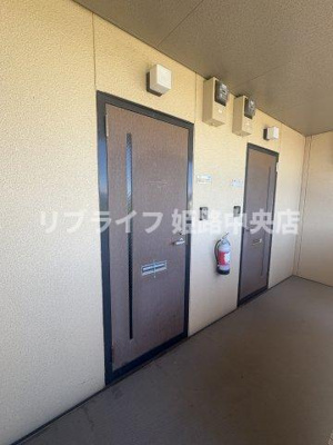 【エントランス】 | クラスティーナ