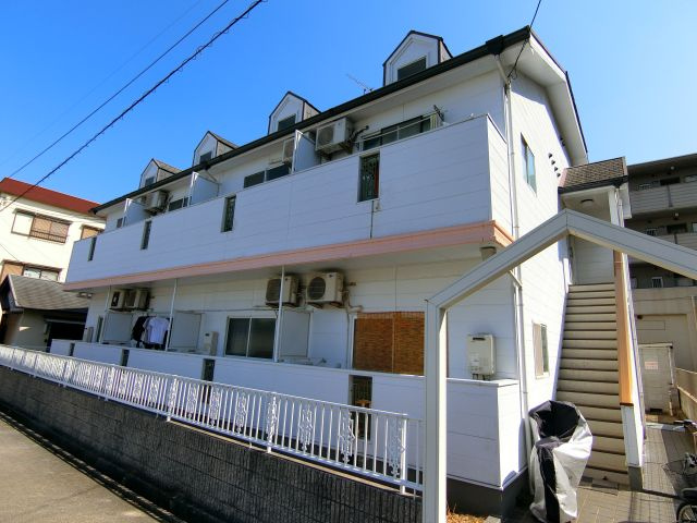 シャトル狭山遊園の外観