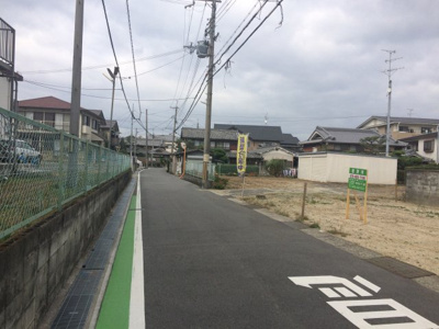 【前面道路含む現地写真】 | 沢良宜西売土地【建築条件付売土地】