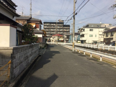 【前面道路含む現地写真】 | 真砂1丁目売土地【建築条件付売土地】