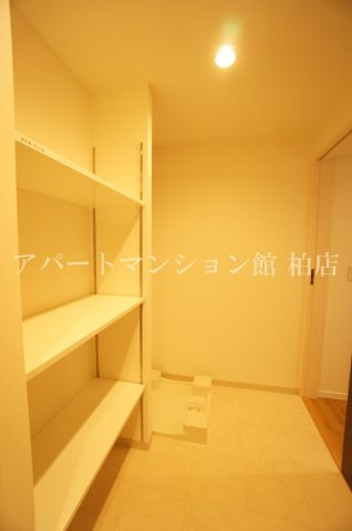 アヴェニール柏の葉の洗面所