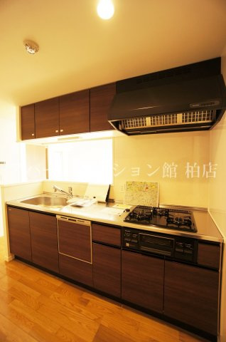 アヴェニール柏の葉のキッチン