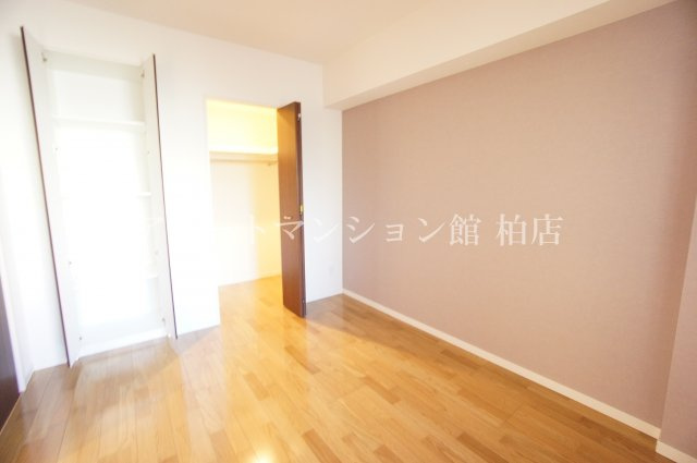 アヴェニール柏の葉の寝室