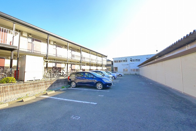 大西貸倉庫の外観