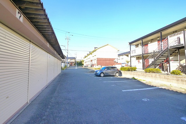 大西貸倉庫の外観
