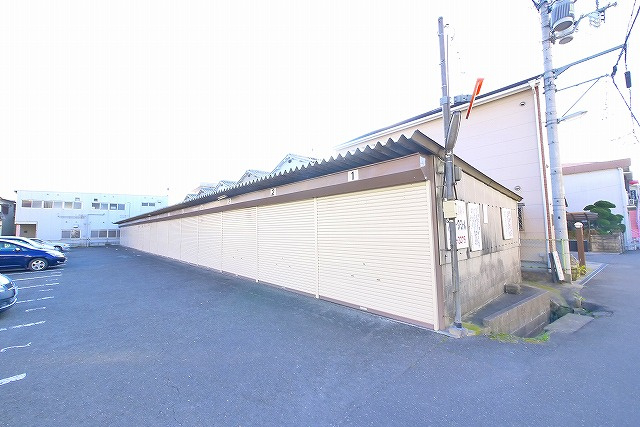 大西貸倉庫の外観