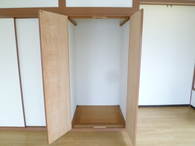 グランソシエ今宮Ⅱの収納