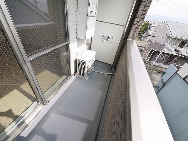 ブランドール（奈良市）のバルコニー