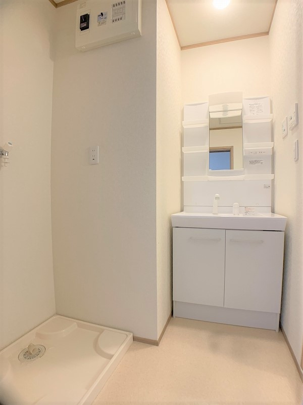 alba（アルバ）の独立洗面台