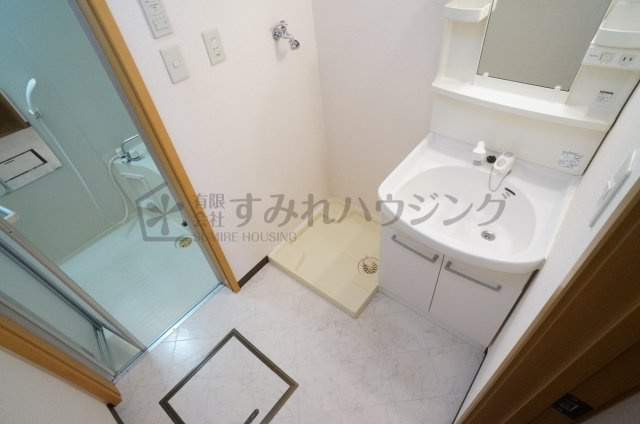 メロディーヒルズ　Ａ棟の洗面所|参考、同建物・同間取りの号室