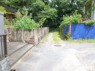 【前面道路含む現地写真】