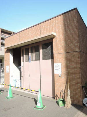 【その他共用部分】 | 港北ニュータウンイオ６番館 | ゴミ置場