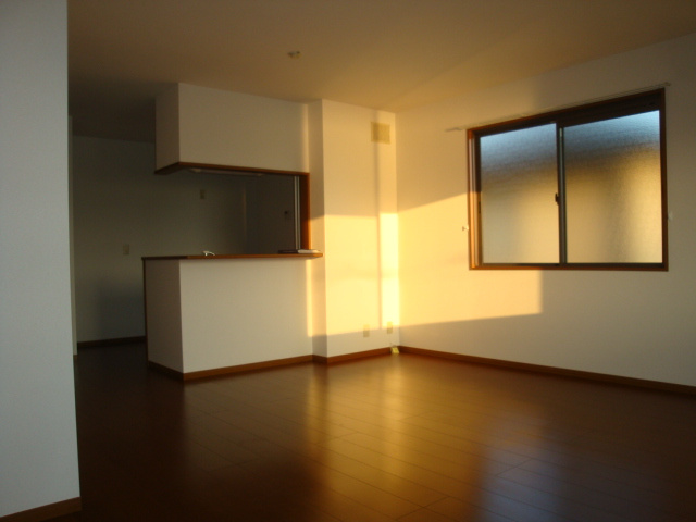 鴻池タウンハウスの居間・リビング