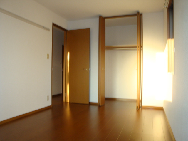 鴻池タウンハウスの収納