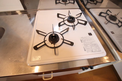 【設備】 | アムールもみの木 | 二口ガスコンロ