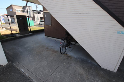 【その他共用部分】 | アムールもみの木 | 駐輪場