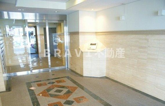 アーデン和泉町　BRAVI不動産のエントランス|【アーデン和泉町】エントランスです