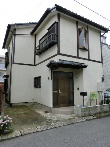 八千代市八千代台東６丁目　中古戸建　リフォーム住宅の外観|外はこのようになっています