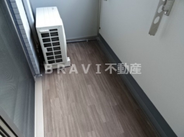 プレサンス谷町リーベ　BRAVI不動産のバルコニー