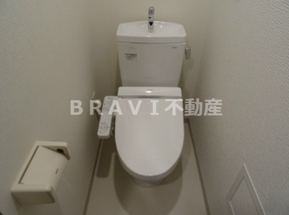 プレサンス谷町リーベ　BRAVI不動産のトイレ