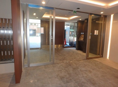プレサンス谷町リーベ　BRAVI不動産のエントランス|【プレサンス谷町リーベ】建物の内部です