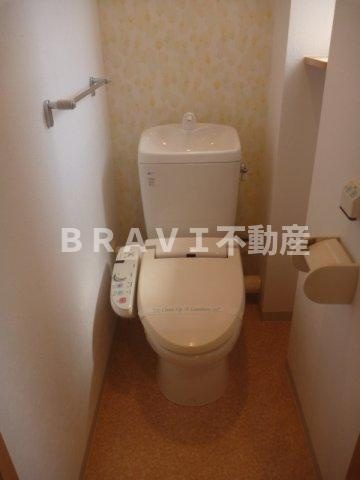 キャナルコート内久宝寺　BRAVI不動産のトイレ|【キャナルコート内久宝寺】コンパクトで使いやすいトイレです