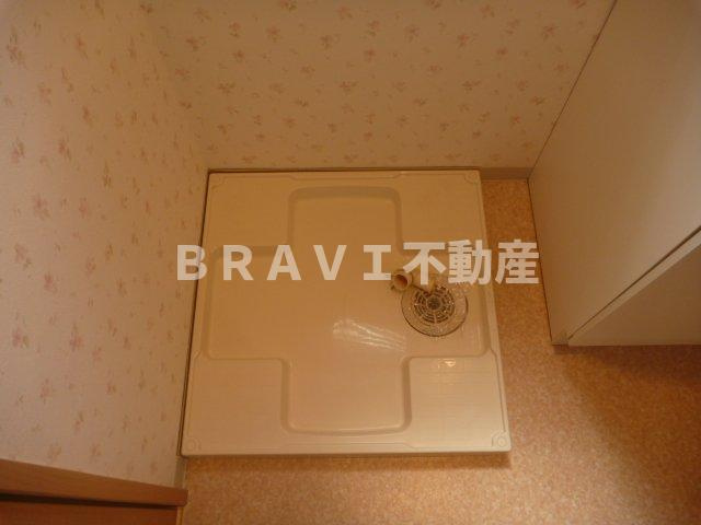 キャナルコート内久宝寺　BRAVI不動産の設備|【キャナルコート内久宝寺】洗濯機置き場