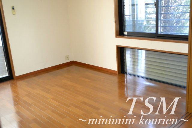 エスパシオ２１の寝室|窓も多く寝室としても使えます