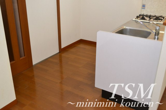 エスパシオ２１のキッチン|冷蔵庫等の設置スペースあります