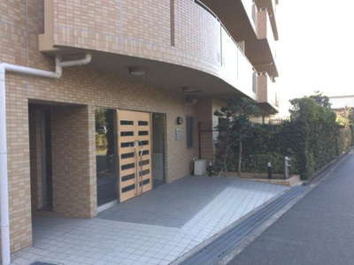 【エントランス】 | ネバーランド茨木さくら通り