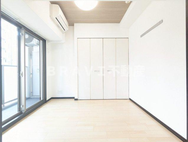 アーデンタワー本町イースト　BRAVI不動産の洋室